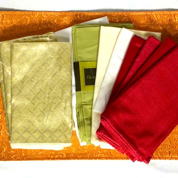 Cloth Napkin Bundle - Picture 1 of 2